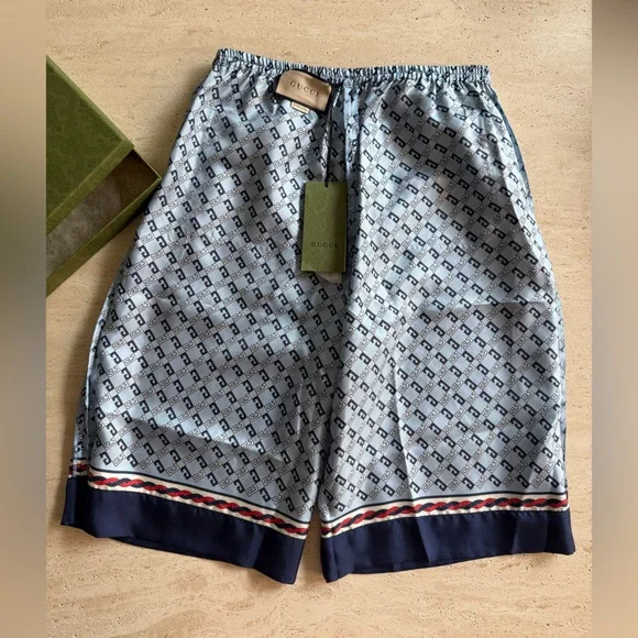 NWT GUCCI GG-PRINTSILKBLUE SHORTS Designer Sz 46 - US Sz S